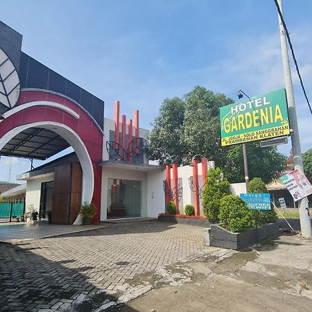 Oyo 90831 Hotel Gardenia Prambanan Surakarta  Экстерьер фото